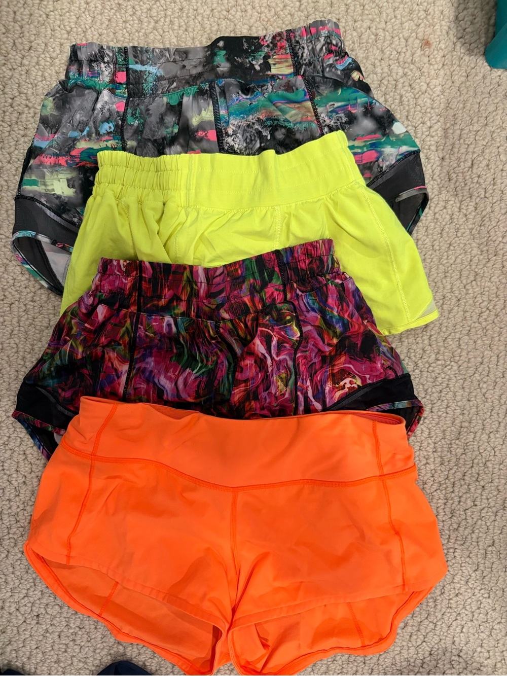 lululemon size 4 2.5 inch shorts bundle